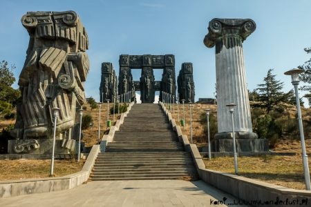 Top 5 monuments & statues in Georgia