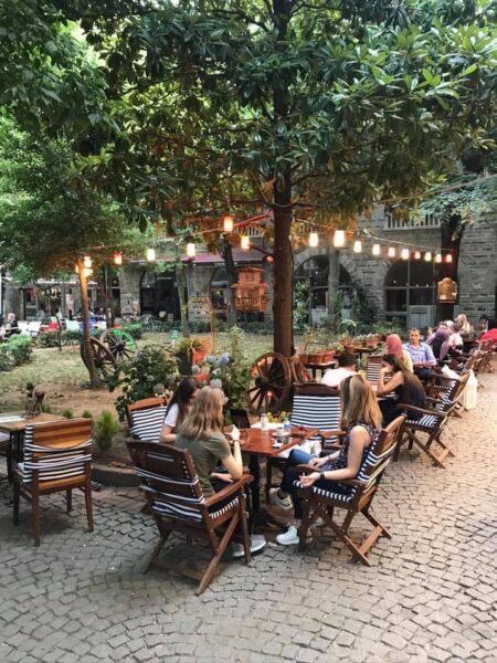 Top Cafes in Bursa - Baycan Bey’in Meşhur Kahvesi is Located in A Beautiful Neighborhood of Fidan Han