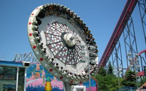 Tokyo Attractions Guide - Visit Fuji-Q Highland Amusement Park 2 Hours From The City