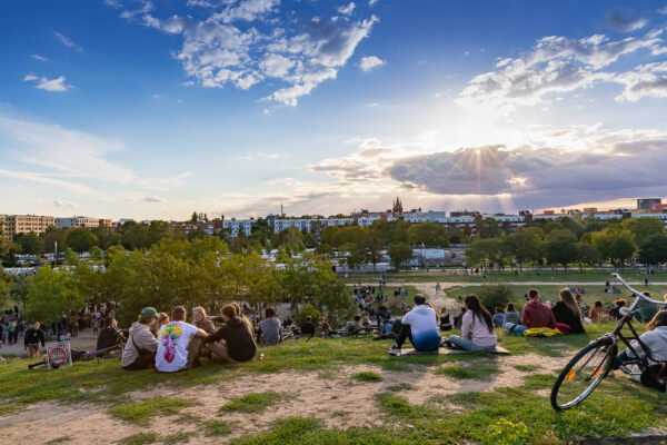 Sightseeing in Berlin - Mauerpark Offers Many Food Stalls And Live Music