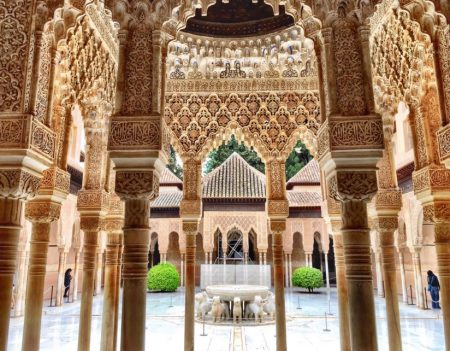 Spain Tourist Attractions - The Alhambra is The Best Islamic Architectures Worldwide