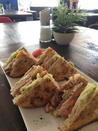 Australia Travel Tips - The Sweet Bistrot Offering Club Sandwiches And Excellent Coffee
