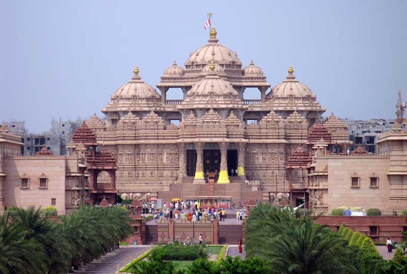 Akshardham Temple Was Built in 2005 in Suburbs of New Delhi - The Most Beautiful Temples of India