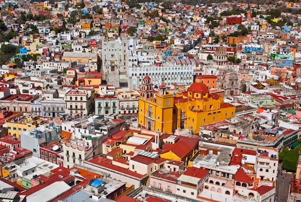 South America Travel Guide - Guanajuato Has Street Cafes And Stunning Baroque-style Architecture