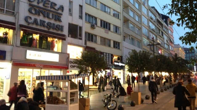 Cheapest Shopping Malls in Istanbul -  Opera Onur Çarşısı in Kadıköy district Has Reasonable Prices