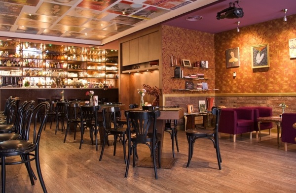 Travel Guide Bulgaria - DaDa Cultural Bar is One of the best Sofia bars in town