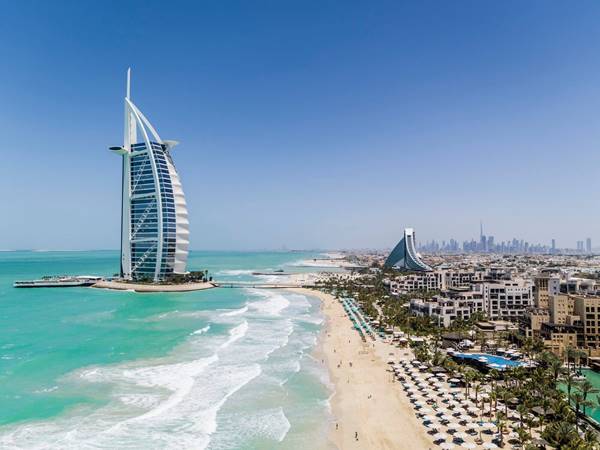 UAE Travel Tips - Places to Visit in UAE is A Lot With its Many Attractions Here