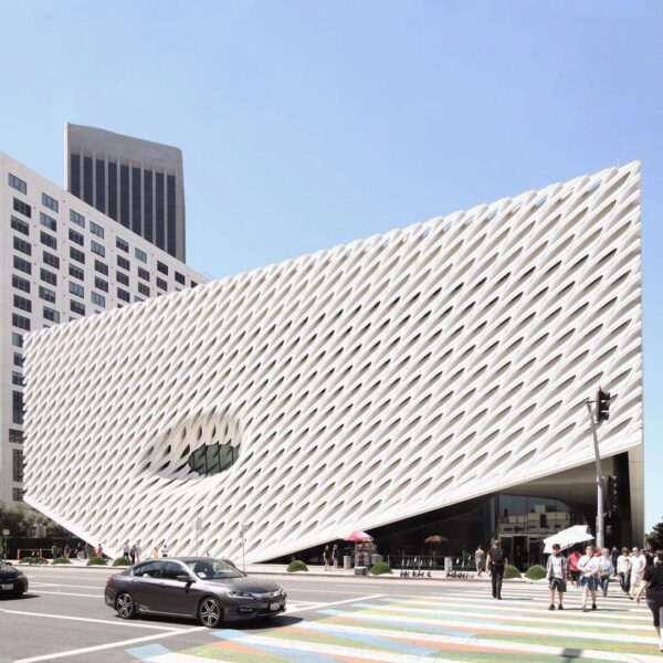 The Broad Offers A Collection of Art Shows - Best Museums in The World