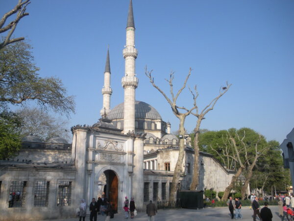 What to Do in Turkey - Eyüp Sultan Mosque Most Important Mosque in The Country