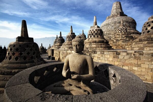 What to Do in Indonesia - Borobudur Temple Buddhist Place to Understand Life
