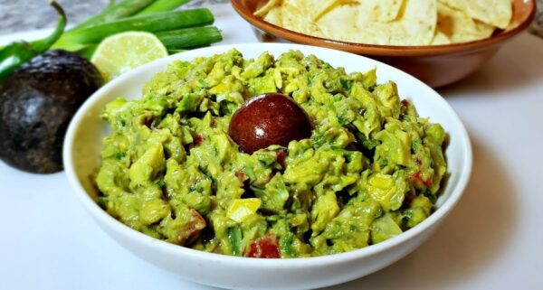 North America Travel Guide - Guacamole Sauce Belongs to The Aztecs Period