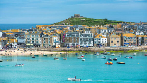 Travel guide UK - St Ives One of Most Famous Coastal Cities in England