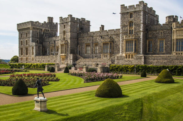 What to Do in UK - Windsor Castle A Location For Queen Elizabeth's Weekends