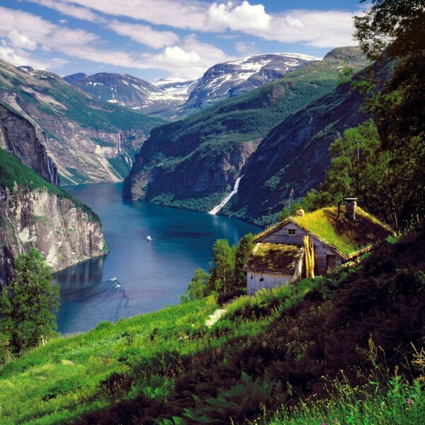 Travel Guide Norway - Geirangerfjord A UNESCO World Heritage Site