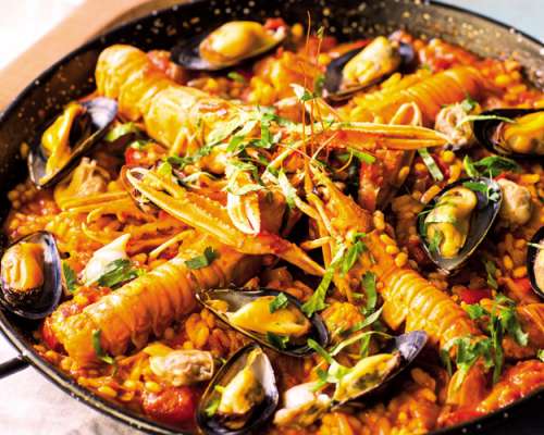 Spain Travel Guide - Paella an Authentic Valencia Seafood