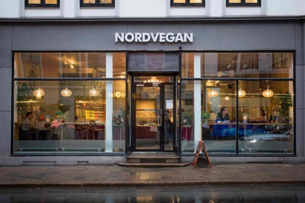 Top Vegetarian Restaurants in Oslo - Nordvegan Serves Healthy Asian Food 