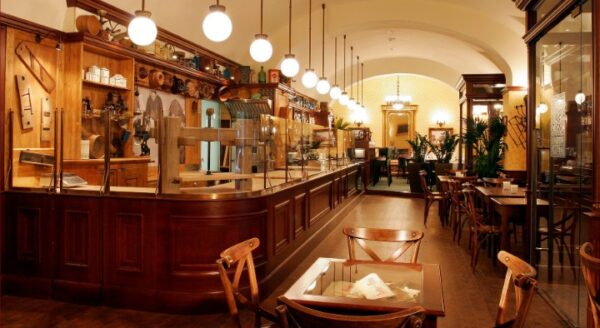 Top Coffee Shops in Budapest - Első Pesti Rétesház The Best place to Try Traditional Hungarian Sweets