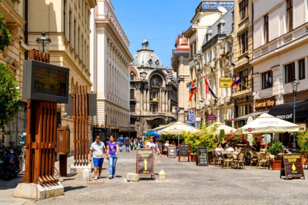 Best Cafes And Coffee Shops in Bucharest