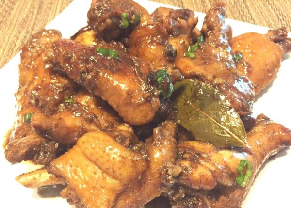 Philippine adobo is Chicken With Soy Sauce And Black Pepper - Budget Food in Philippines