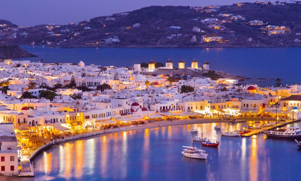 Clubbing in Mykonos - Nightlife Mykonos Guide For Tourists