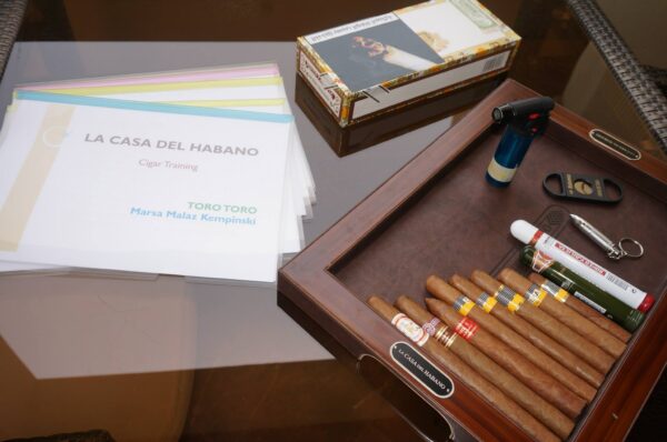 Middle East Travel Tips - La Casa Del Habano Offer Many Varieties And Tasting cigars