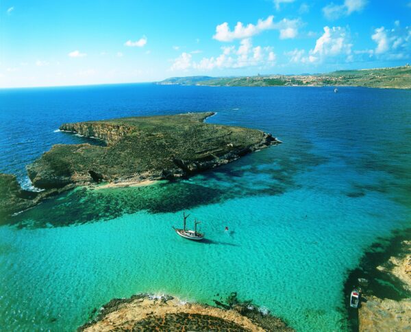 Malta Beaches Travel Guide