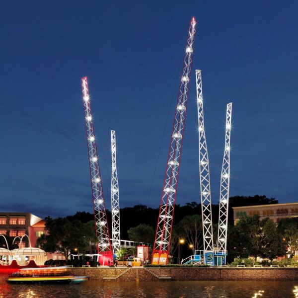 Singapore Tourist Attractions Guide - Slingshot Singapore is Located in Clarke Quay