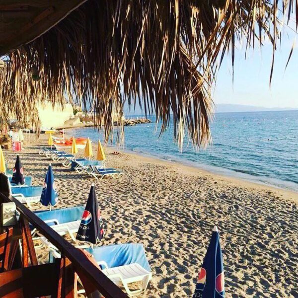 Turkey Travel Tips - Paradise Beach Has Some Good Restaurants And Cafes Nearby