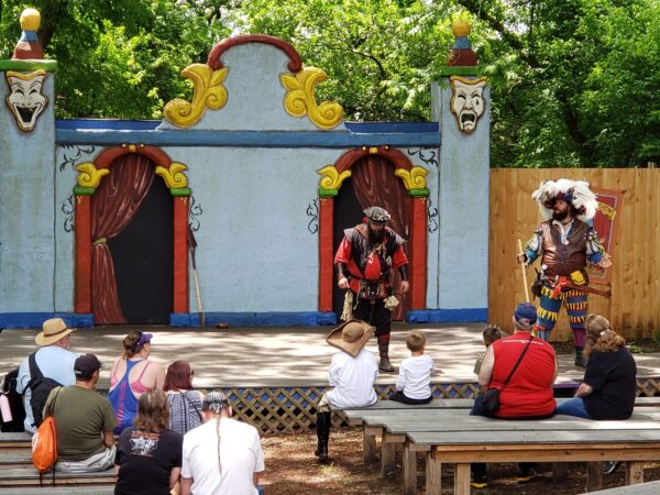 Medieval Fairs - Scarborough Ren Festival Offers Animal And Dance Shows And Music Theaters