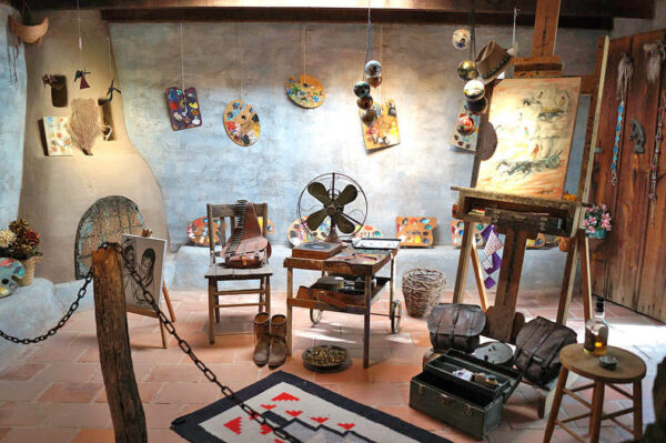 DeGrazia Gallery in the Sun is Located in the Catalina Foothills - Travel Guide USA