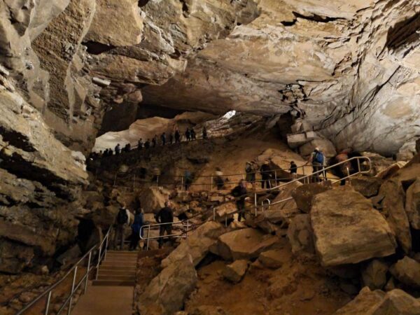 Mammoth Cave Has a 400 Miles Pathways - Kentucky Caverns; An Underground Journey