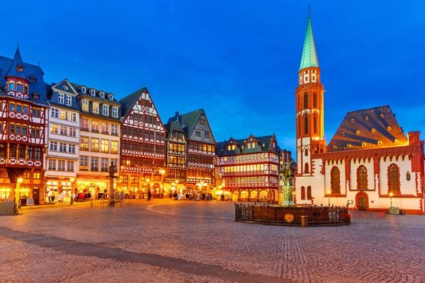 Römerberg Old Town Square is One of Unique Frankfurt Attractions for Young People