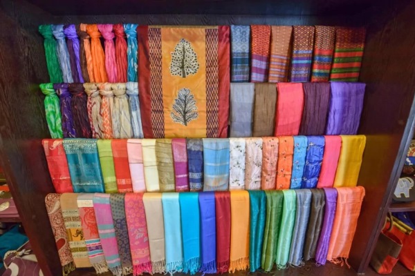 Silk Goods used in Clothing and Shawls are Good for Travelers - Famous Cambodia Souvenirs