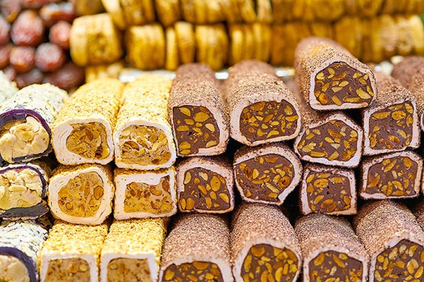 Must Buy Souvenirs from Turkey - Lokum and Baklava from Sweet Shops in Fatih and İstiklal
