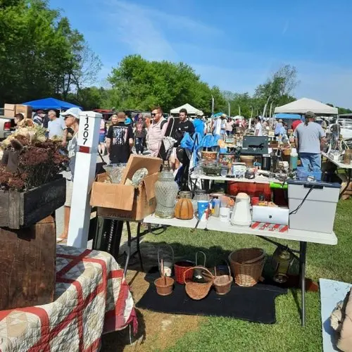Rogers Flea Market & Auctions along the Old Estate Road 154 is the Largest of the Flea Markets in Ohio